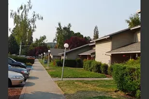 1100 Fruitdale Dr, Grants Pass, OR 97527 - Photo 5