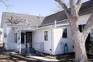 202 E 4th St, Nordheim, TX 78141 - Photo 17