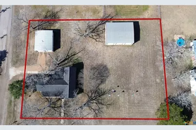 202 E 4th St, Nordheim, TX 78141 - Photo 3
