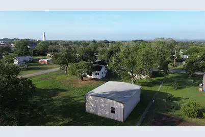 202 E 4th St, Nordheim, TX 78141 - Photo 33