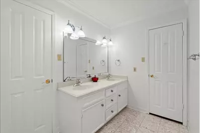 2802 Valley Manor Drive, Houston, TX 77339 - Photo 29