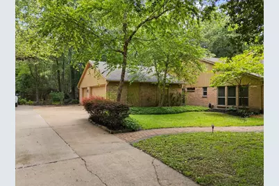 2802 Valley Manor Drive, Houston, TX 77339 - Photo 3