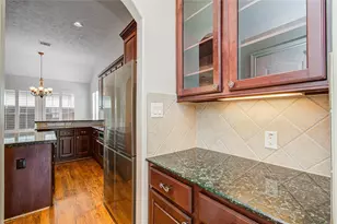 1463 Springrock Ln, Houston, TX 77055 - Photo 13