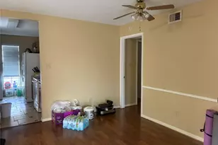 2121 Hepburn St, Houston, TX 77054 - Photo 3