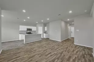 225 Pecos Dr, Huntsville, TX 77340 - Photo 5