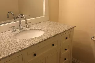 9531 Pagewood Ln, Houston, TX 77063 - Photo 13