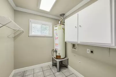 4707 Nenana Drive, Houston, TX 77035 - Photo 17