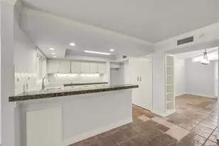 4707 Nenana Dr, Houston, TX 77035 - Photo 7