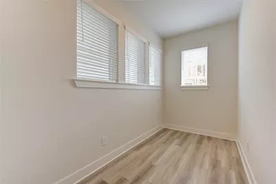 16032 Mason Run Drive, Houston, TX 77079 - Photo 7
