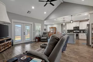 1105 C C Rd, Diboll, TX 75941 - Photo 11