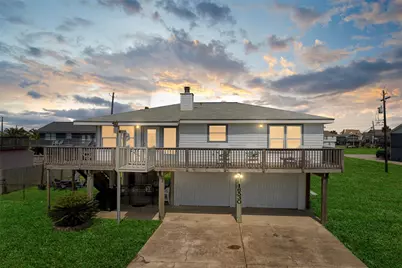 16530 Captain Kidd Road, Jamaica Beach, TX 77554 - Photo 1
