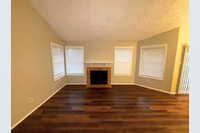 10719 Ambergate Drive, Humble, TX 77396 - Photo 5