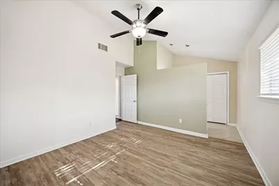 17138 Barcelona Drive, Friendswood, TX 77546 - Photo 13