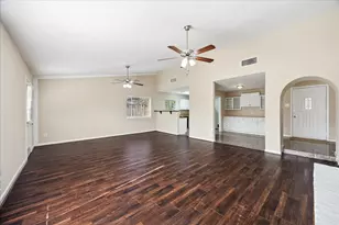 17138 Barcelona Dr, Friendswood, TX 77546 - Photo 7