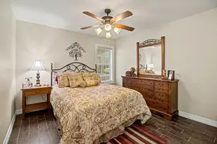 14105 Renee Ln, College Station, TX 77845 - Photo 13