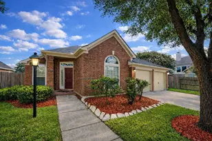 3906 Shadow Cove Dr, Houston, TX 77082 - Photo 1