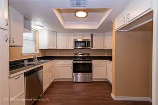 12834 Timothy Dr, Willis, TX 77318 - Photo 5