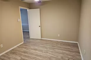1402 New Orleans St, Deer Park, TX 77536 - Photo 27