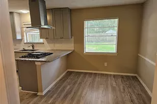 1402 New Orleans St, Deer Park, TX 77536 - Photo 13