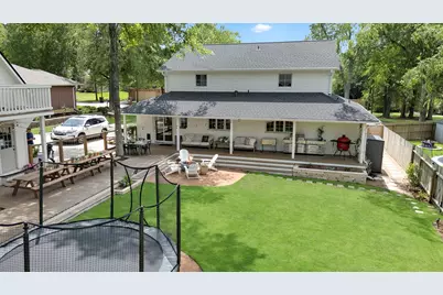 140 April Waters Drive W, Conroe, TX 77356 - Photo 41