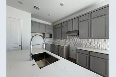 7145 Salt Dome Drive, League City, TX 77573 - Photo 7