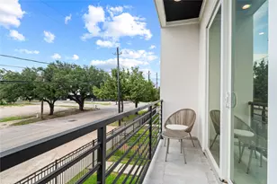 2404 Hadley St, Houston, TX 77003 - Photo 9