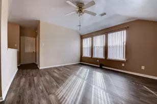 9214 Windy Spring Ct, Houston, TX 77089 - Photo 37