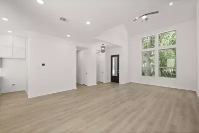 413 Meadows Peak Lane, Montgomery, TX 77316 - Photo 7