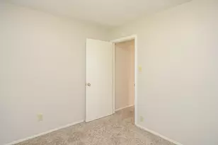 2710 Village Ct, Katy, TX 77493 - Photo 9