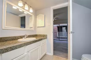 3100 Walnut Bend Ln, Houston, TX 77042 - Photo 21
