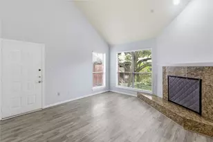 3100 Walnut Bend Ln, Houston, TX 77042 - Photo 3