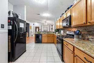 20723 Dewberry Creek Ln, Katy, TX 77449 - Photo 11