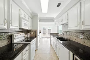 2960 Gessner Rd, Houston, TX 77080 - Photo 21