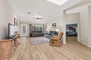 4631 Windy Gorge Dr, Kingwood, TX 77345 - Photo 3