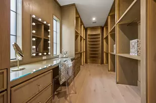 10726 Marsha Ln, Houston, TX 77024 - Photo 21