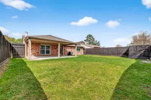 14238 Pinewest Dr, Houston, TX 77049 - Photo 29