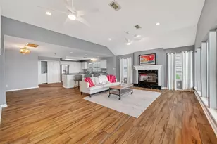 925 Bonita St, Bayou Vista, TX 77563 - Photo 23