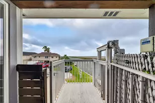 925 Bonita St, Bayou Vista, TX 77563 - Photo 11