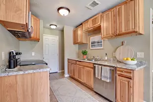 10731 Royal Terrell Dr, Conroe, TX 77303 - Photo 9