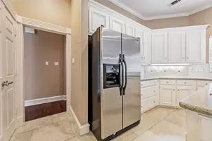 10 Acorn Cluster Ct, The Woodlands, TX 77381 - Photo 17