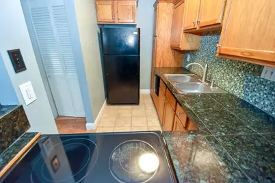 3400 Timmons Lane #78, Houston, TX 77027 - Photo 9