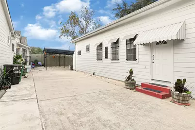 307 N Live Oak Street, Houston, TX 77003 - Photo 15