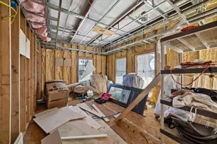 9944 E Hardy Rd, Houston, TX 77093 - Photo 31