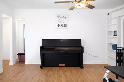 506 Azalea Street, Lake Jackson, TX 77566 - Photo 5