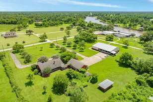 2910 County Rd 519, Brazoria, TX 77422 - Photo 9