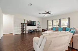 2518 County Rd 160, Alvin, TX 77511 - Photo 11