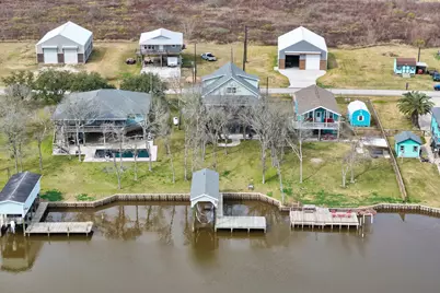 2569 County Road 291, Sargent, TX 77414 - Photo 47