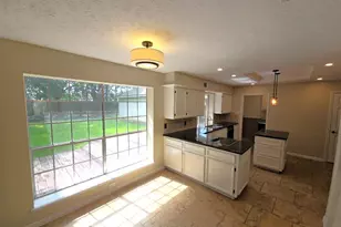 2502 Fairwind Dr, Houston, TX 77062 - Photo 23