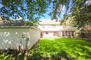 2502 Fairwind Dr, Houston, TX 77062 - Photo 37