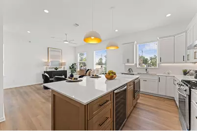 4752 Martin Hill Street, Houston, TX 77018 - Photo 7